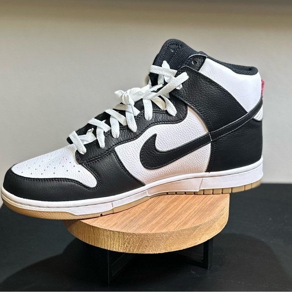 Nike Dunks High Vintage Panda Black / Brand new in original box main image 6